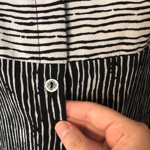 Mix Stripes made in Canada tunic buttons shirt - Picture 3 of 8